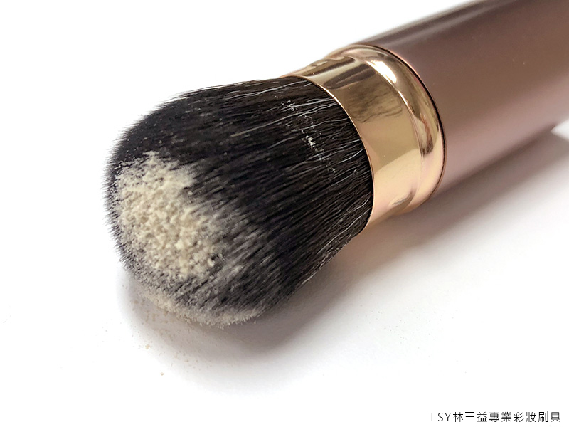 腮紅,腮紅推薦,LSY 林三益 攜帶式短桿伸縮刷,側面滾動刷毛沾取蜜粉,抖落餘粉,直接上妝