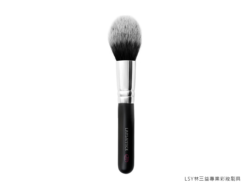 腮紅,腮紅推薦,LSY 林三益 蜜粉修飾刷 547,漸層的筆柱型設計,讓底妝上妝勻透,並可做重點輪廓細緻修容