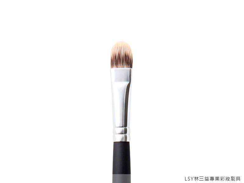 遮瑕,遮瑕刷,LSY 林三益 528彈力造型刷,528圓寬刷型,適合大面積校色及修飾,圓弧刷毛設計,可推勻遮瑕商品