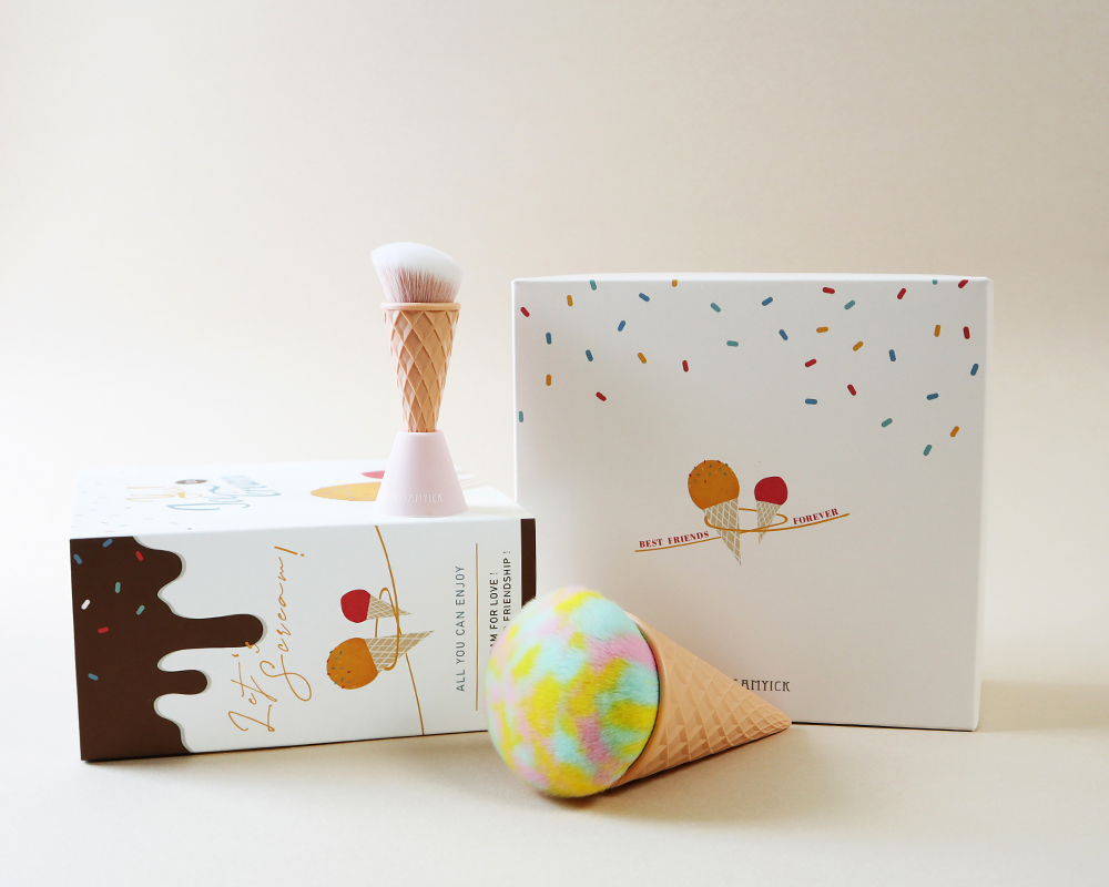 定妝,打亮,冰淇淋刷,LSY林三益 YES!It's Ice Cream定妝粉底組 (2刷)_情境