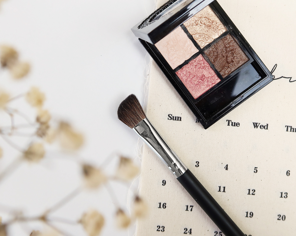 鼻頭,修容,眼影,LSY林三益 斜弧眼影刷 560,斜弧眼影刷 560_情境