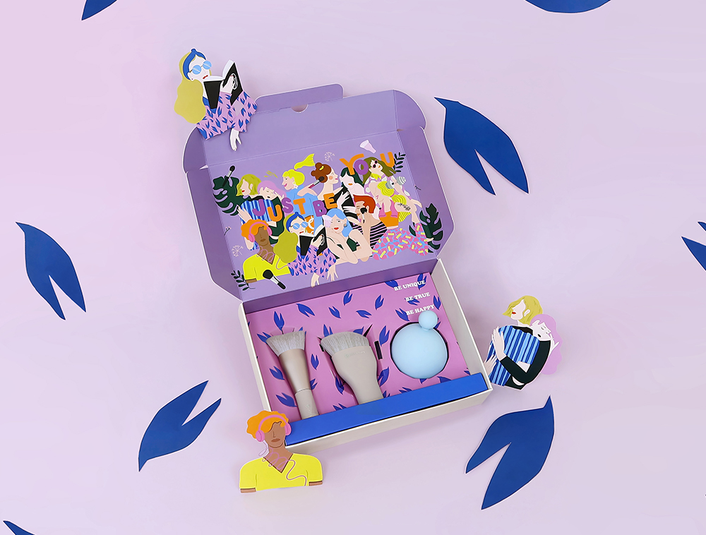 粉餅,遮瑕,LSY林三益 粉底雙刷組(藍)．不一樣藝術系列_情境圖